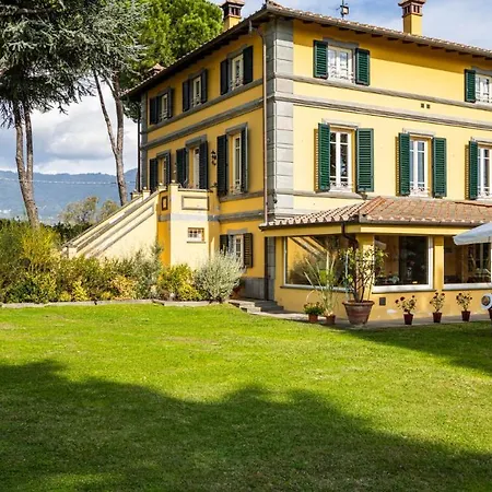 Villa Luigina 8, Emma *