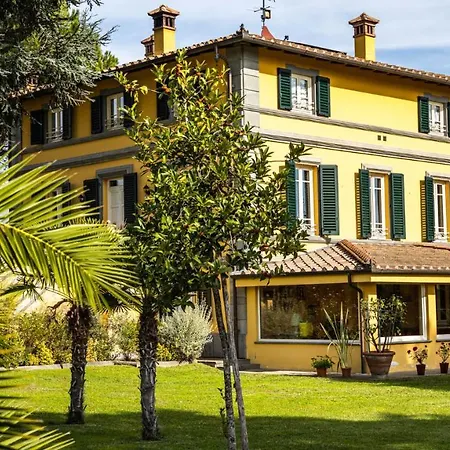 Villa Luigina 8, Emma