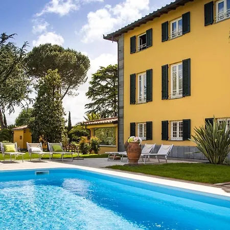 Villa Luigina 8, Emma *